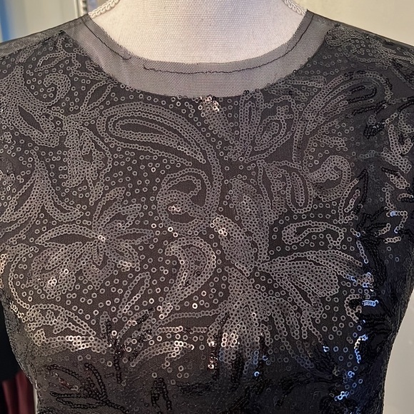 New With Tags BCBGMAXAZRIA Black Obree Sequins and Sheer Top Size Small - Picture 2 of 10
